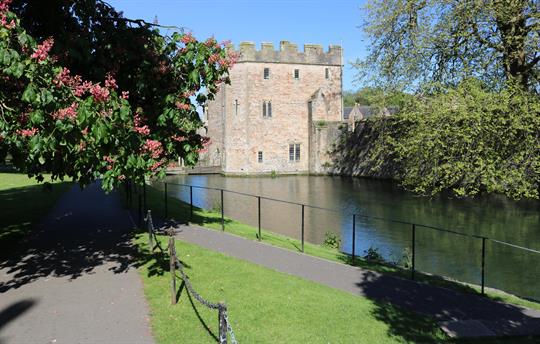 Bishop's Palace, Wells