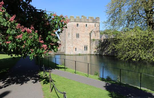 Bishop's Palace, Wells