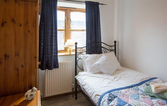 The Granary cottage single bedroom 