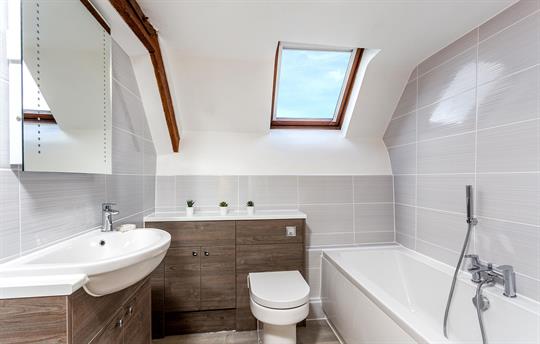 New Saffi's bathroom