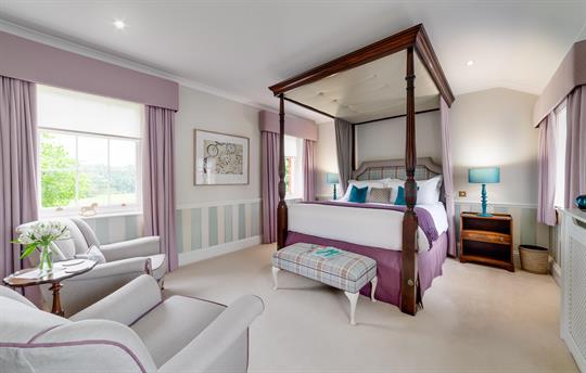 Elgar master bedroom