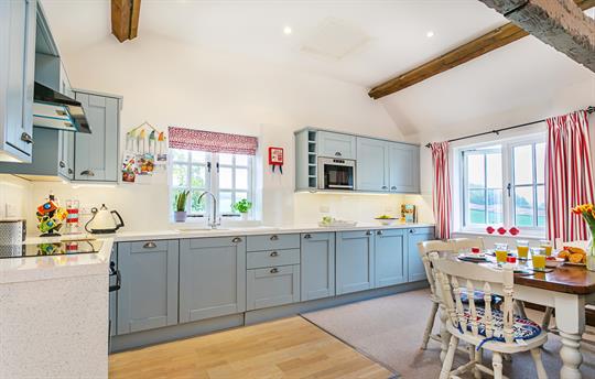 Kitchen Dining Bell Cottage