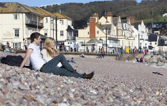 10 minutes to Sidmouth Seafront
