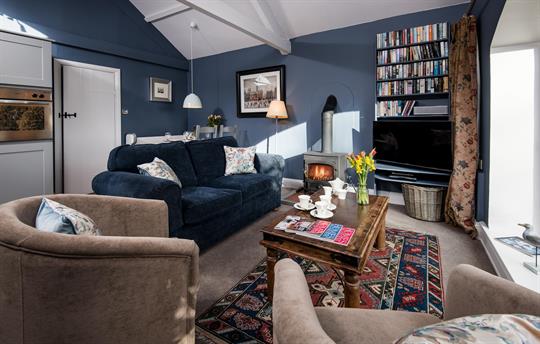 Stable Cottage wood fire