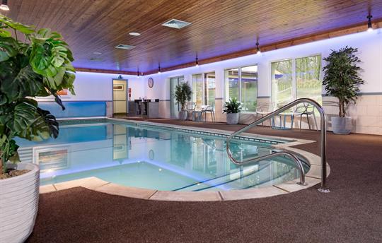 Beacon Hill heated pool