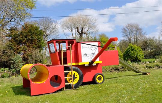 Play combine harvester