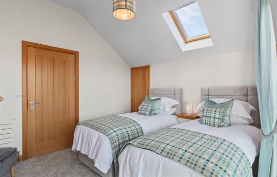 Spacious twin bedroom