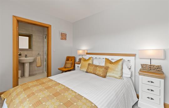 En suite bedrooms