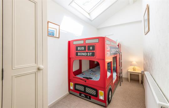London bus bunk bed