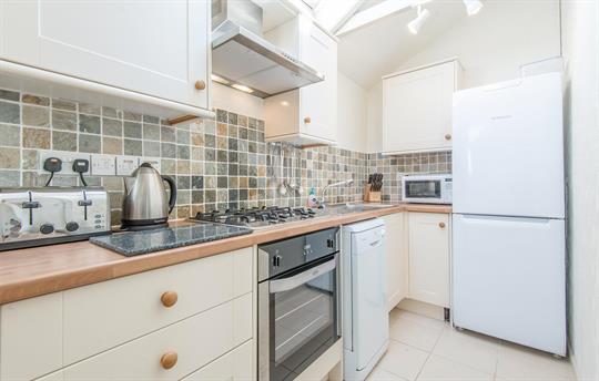 Woodpecker cottage kitchen