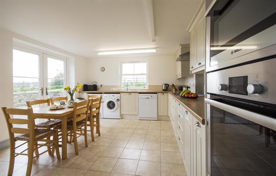 Light and airy kitchen/dining
