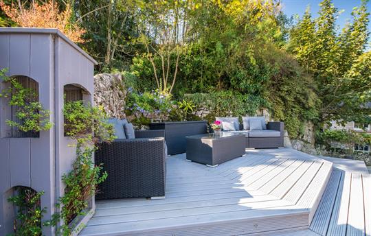 Raised Outdoor Terrace