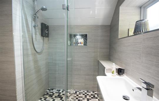Separate shower room
