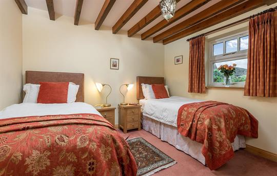 Stables ground floor bedroom twin or superking