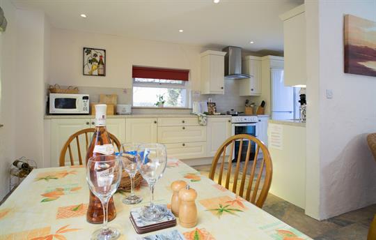 Charming kitchen in Cothi