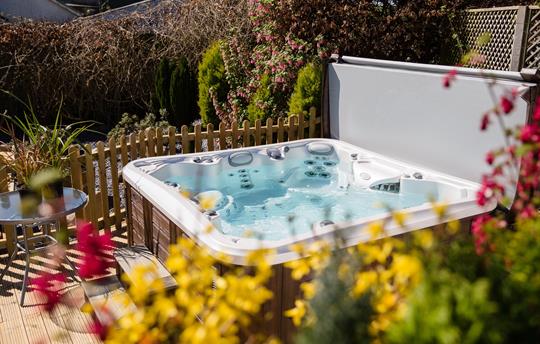 Croft House garden hot tub