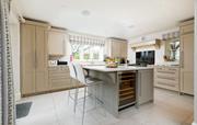Beautifully designed, well equipped kitchen