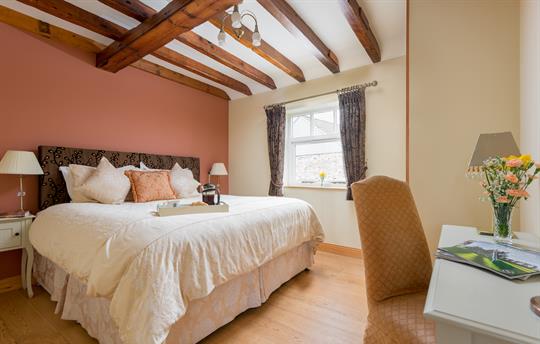 Foldyard superking bedroom