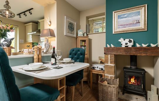Cowslip Retreat - dine in luxury