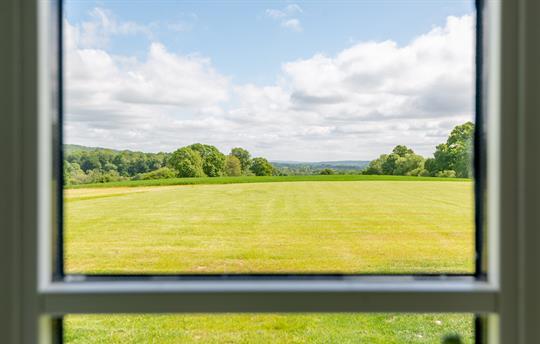 Uninterrupted views across the South Downs