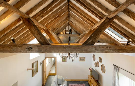 Exposed oak beams