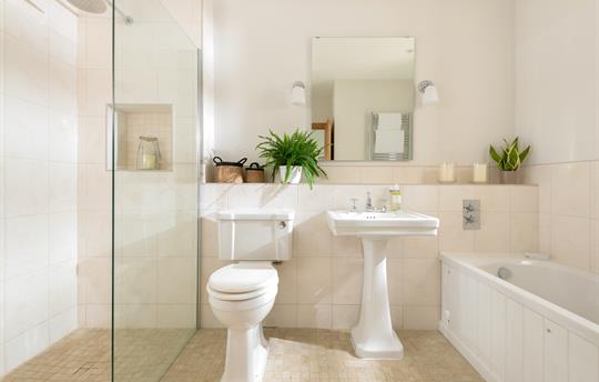 All bedrooms have En-Suite bathrooms