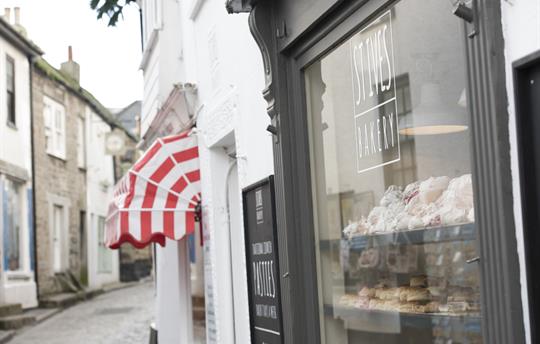 St Ives Bakery at the bottom of The Digey