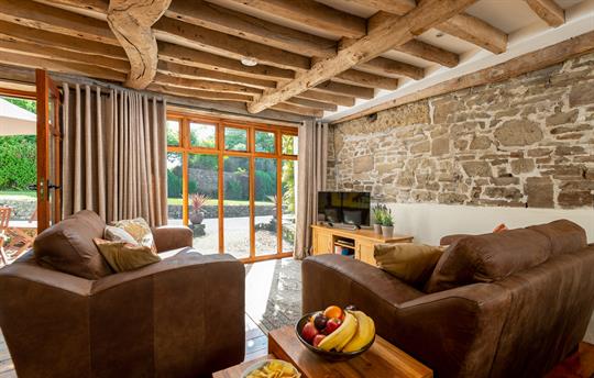 Relax in comfort on natural leather sofas