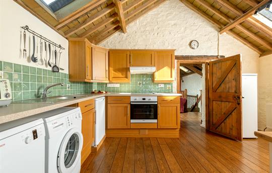 Spacious kitchen great for family gatherings