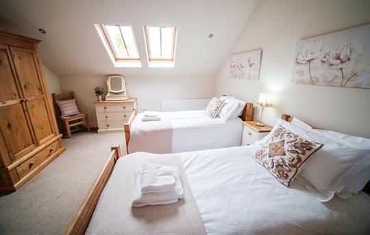 Pheasant Cottage Twin Bedroom