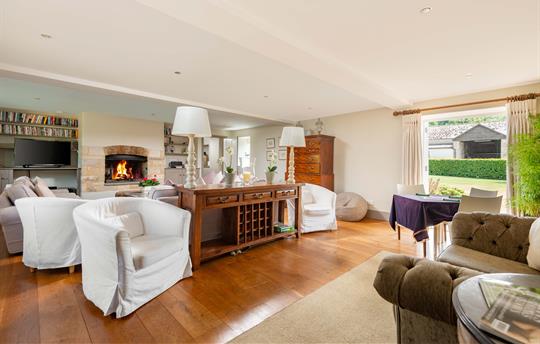 Far end of sitting room