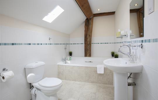 Uppergate Barn Master Bedroom Ensuite