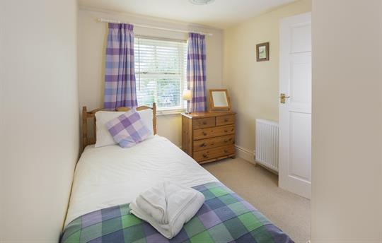 Bray  Cottage Single Bed Bedroom 