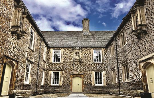 Court of the Sovereigns within Cadhay House