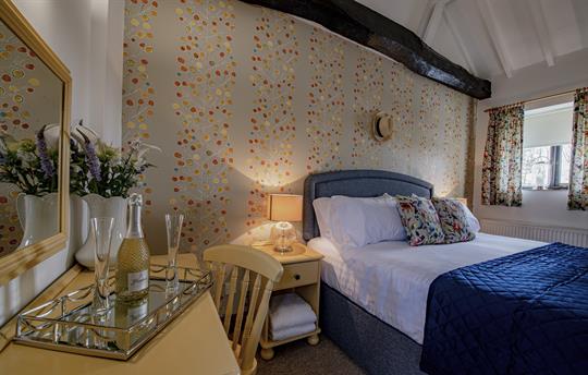 Double Bedroom with Super King Divan.