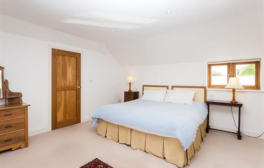 Coach House super-king double or twin ensuite room