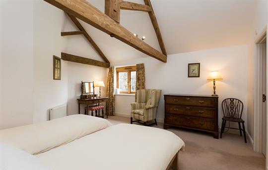 Coach House twin bedroom