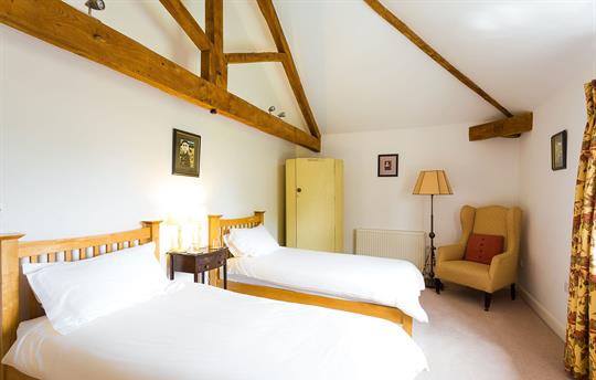 Stables twin room overlooking walled garden