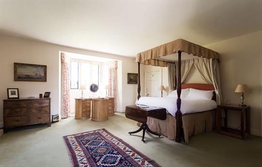 Paulett bedroom Cadhay