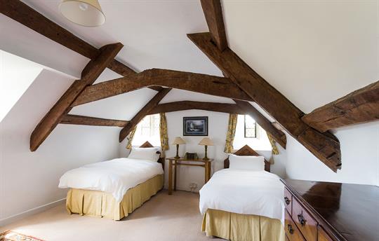 McClintock twin bedroom Cadhay