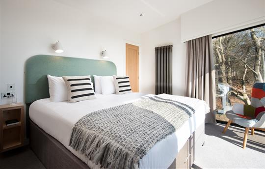 Treehouse super-king size bed