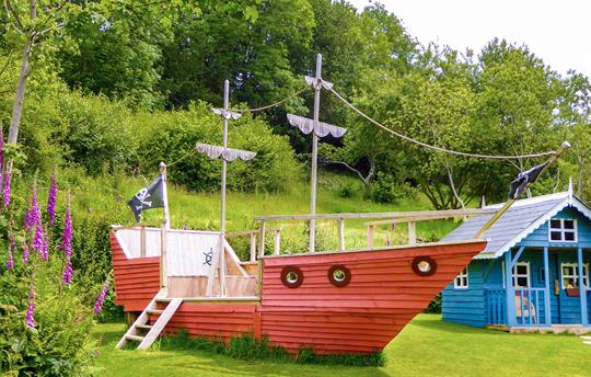 Pirate Ship & Wendy House