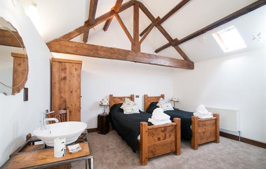 Twin/Super King bedroom