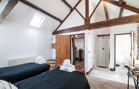 Twin/Super King bedroom