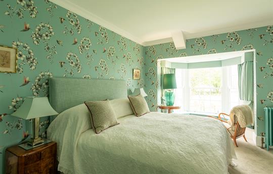 Master bedroom King size bed 1st floor