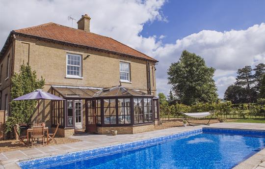 Conservatory and pool area