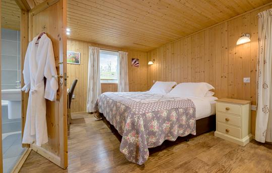 Large spacious, en suite bedroom