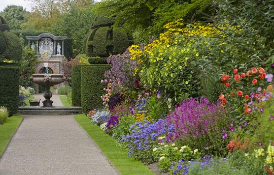 Nymans Gardens