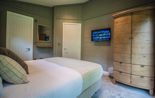 Main Bedroom of Maple Lodge