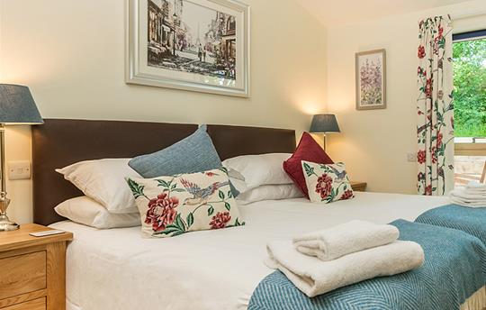 Beautiful Woodbrook en-suite bedroom